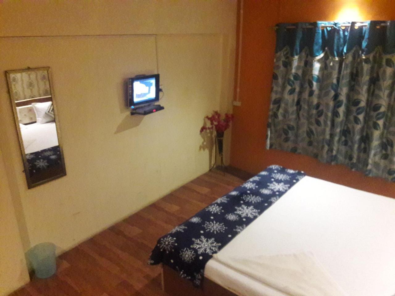 Buddha Guest House Варанаси Экстерьер фото